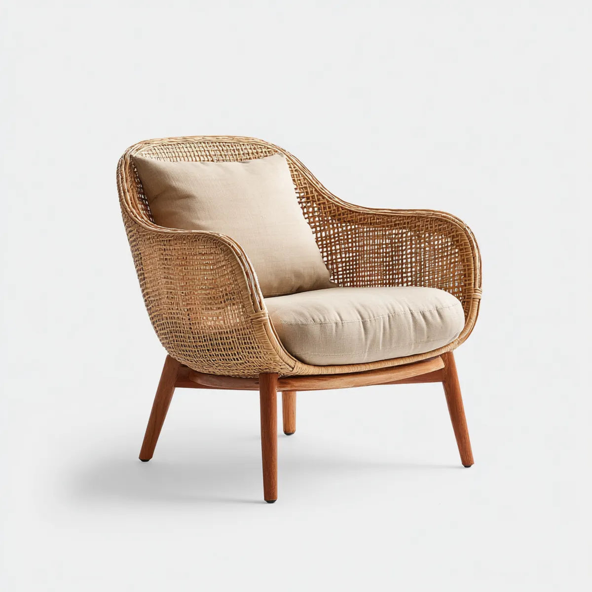 Poltrona lounge in rattan naturale con cuscini beige struttura in legno massello 75 x 78 x 85 cm sagomata